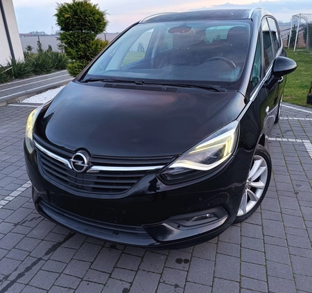 Opel Zafira cena 52700 przebieg: 142000, rok produkcji 2016 z Płock małe 529